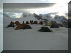 pe-05-alpamayo-36-colcamp-all-tents.jpg (44153 bytes)